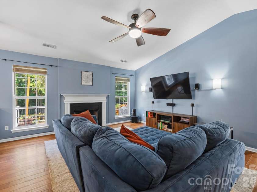 4313 Bubbling Brook Court, Charlotte, NC 28278.  MLS# CAR4391824, YatesRealty ID 30085. 
