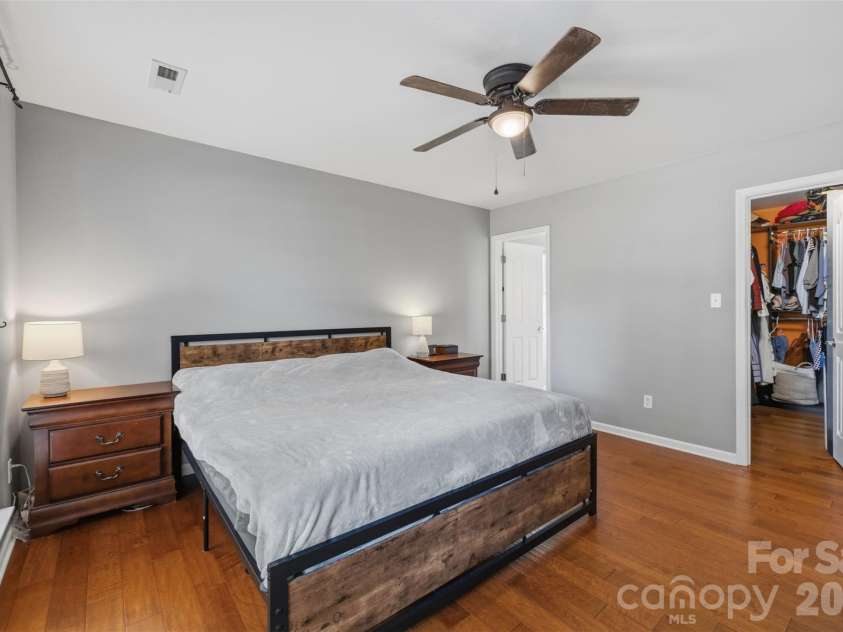 4313 Bubbling Brook Court, Charlotte, NC 28278.  MLS# CAR4391824, YatesRealty ID 30085. 