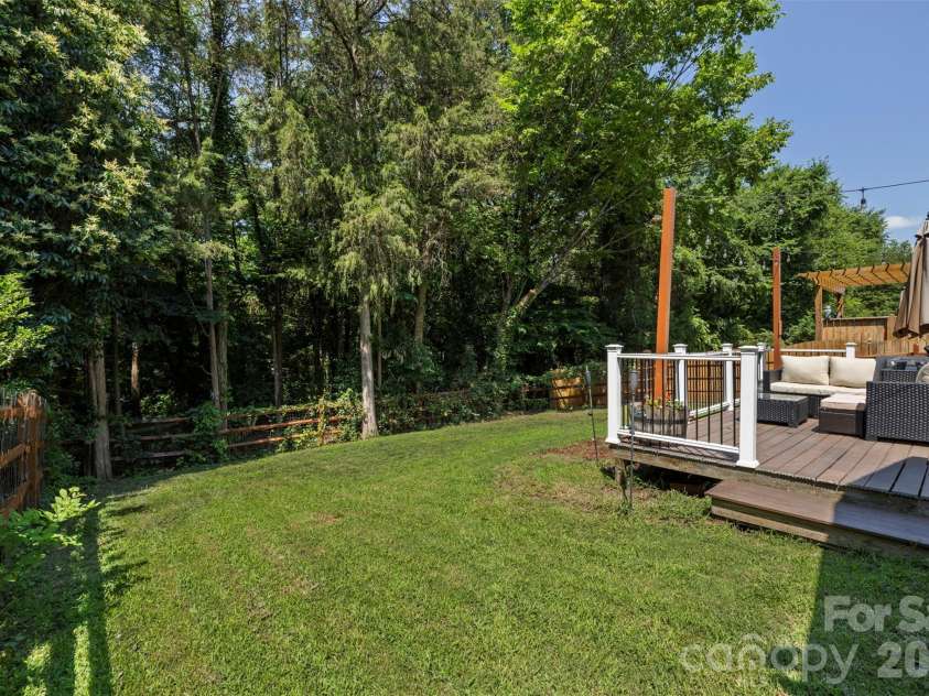 4313 Bubbling Brook Court, Charlotte, NC 28278.  MLS# CAR4391824, YatesRealty ID 30085. 