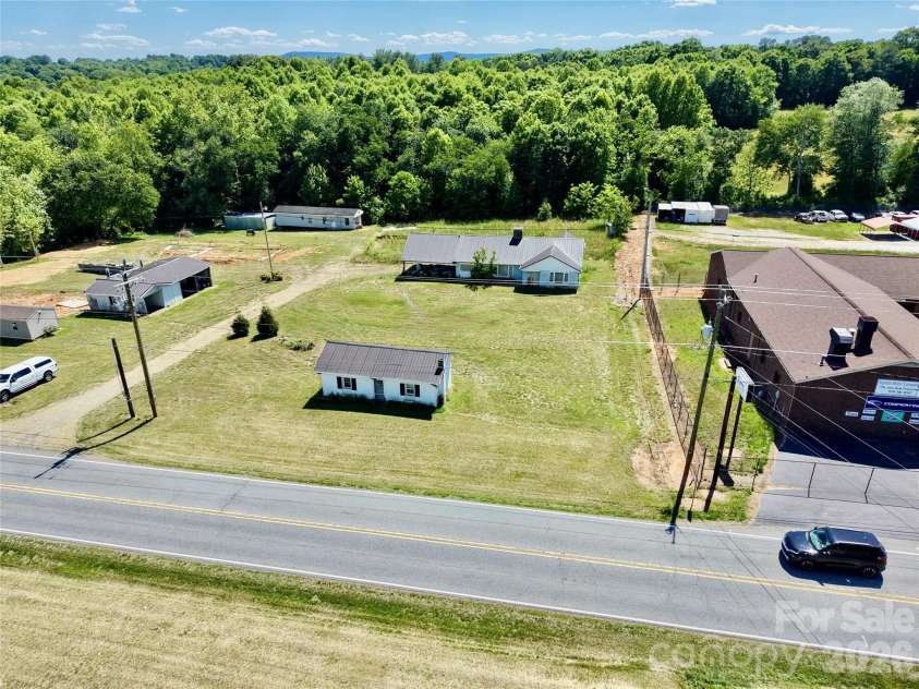 1263 NC 16 Highway, Taylorsville, NC 28681.  MLS# CAR4382911, YatesRealty ID 30087. 