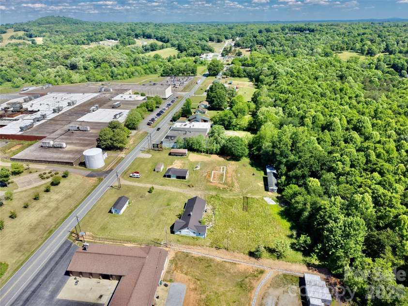 1263 NC 16 Highway, Taylorsville, NC 28681.  MLS# CAR4382911, YatesRealty ID 30087. 