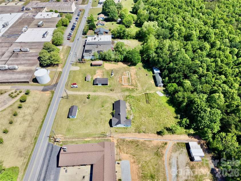 1263 NC 16 Highway, Taylorsville, NC 28681.  MLS# CAR4382911, YatesRealty ID 30087. 