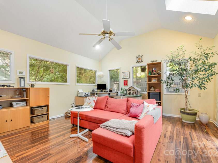 14115 Canvasback Drive, Charlotte, NC 28273.  MLS# CAR4284300, YatesRealty ID 30087. 