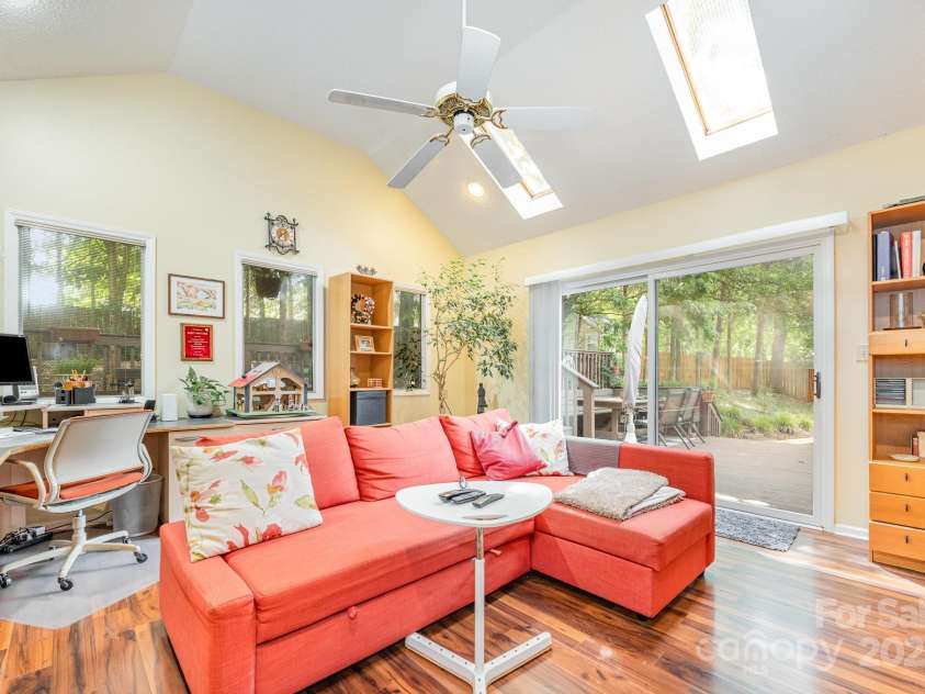 14115 Canvasback Drive, Charlotte, NC 28273.  MLS# CAR4284300, YatesRealty ID 30087. 