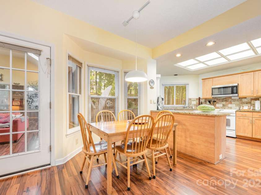 14115 Canvasback Drive, Charlotte, NC 28273.  MLS# CAR4284300, YatesRealty ID 30087. 