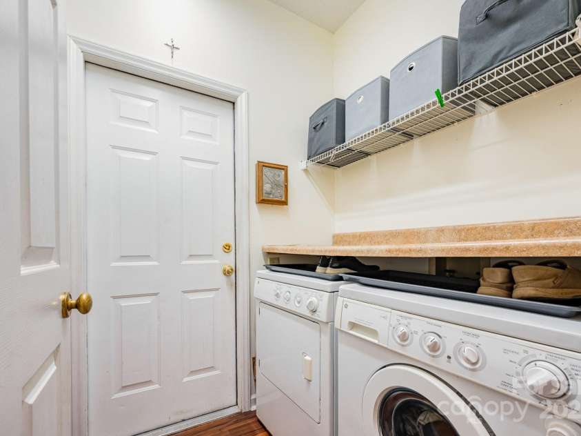 14115 Canvasback Drive, Charlotte, NC 28273.  MLS# CAR4284300, YatesRealty ID 30087. 