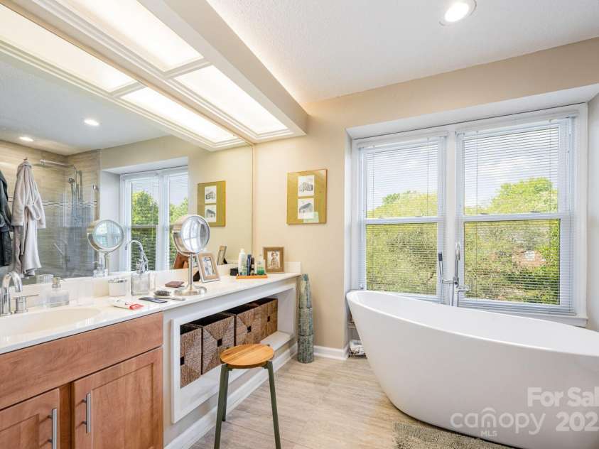 14115 Canvasback Drive, Charlotte, NC 28273.  MLS# CAR4284300, YatesRealty ID 30087. 