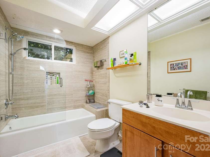 14115 Canvasback Drive, Charlotte, NC 28273.  MLS# CAR4284300, YatesRealty ID 30087. 