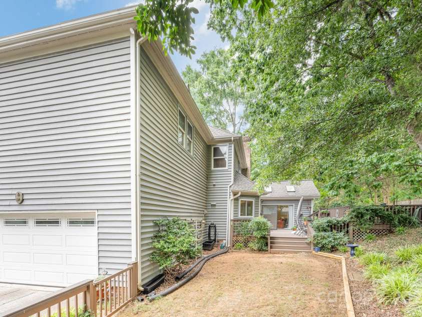 14115 Canvasback Drive, Charlotte, NC 28273.  MLS# CAR4284300, YatesRealty ID 30087. 