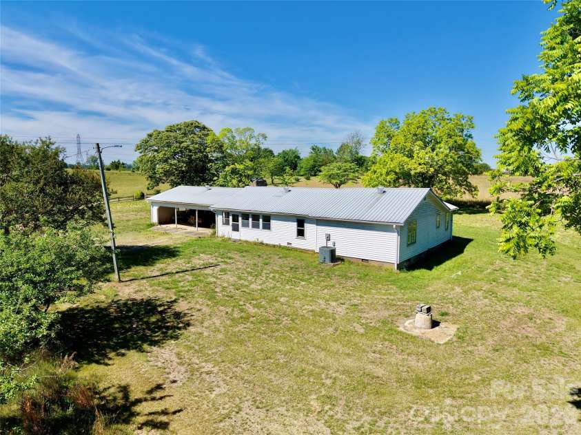 5028 Kurstie Lane, Boonville, NC 27011.  MLS# CAR4381557, YatesRealty ID 30088. 