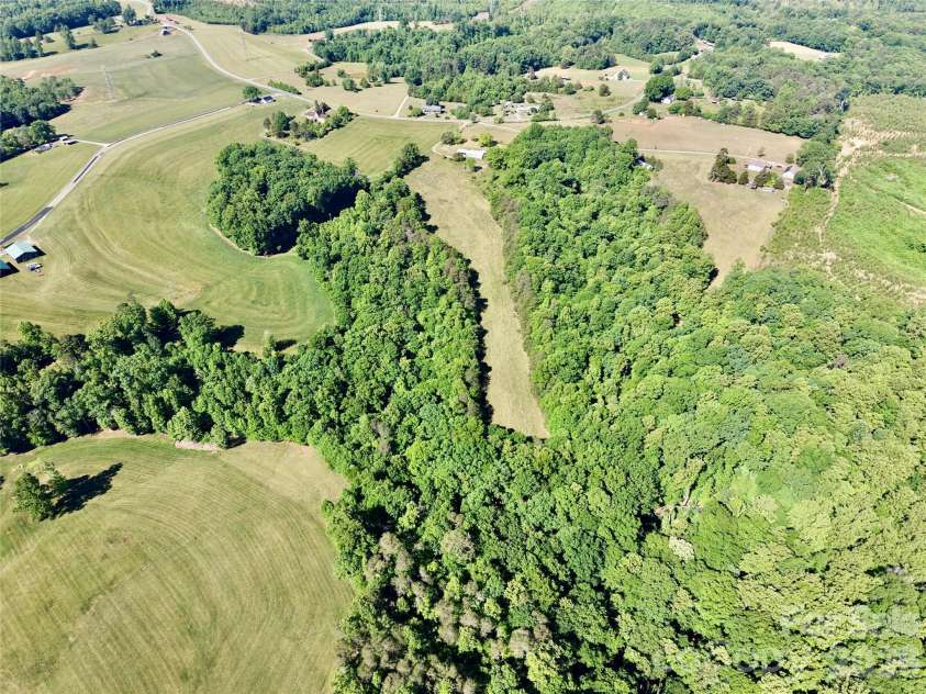 5028 Kurstie Lane, Boonville, NC 27011.  MLS# CAR4381557, YatesRealty ID 30088. 