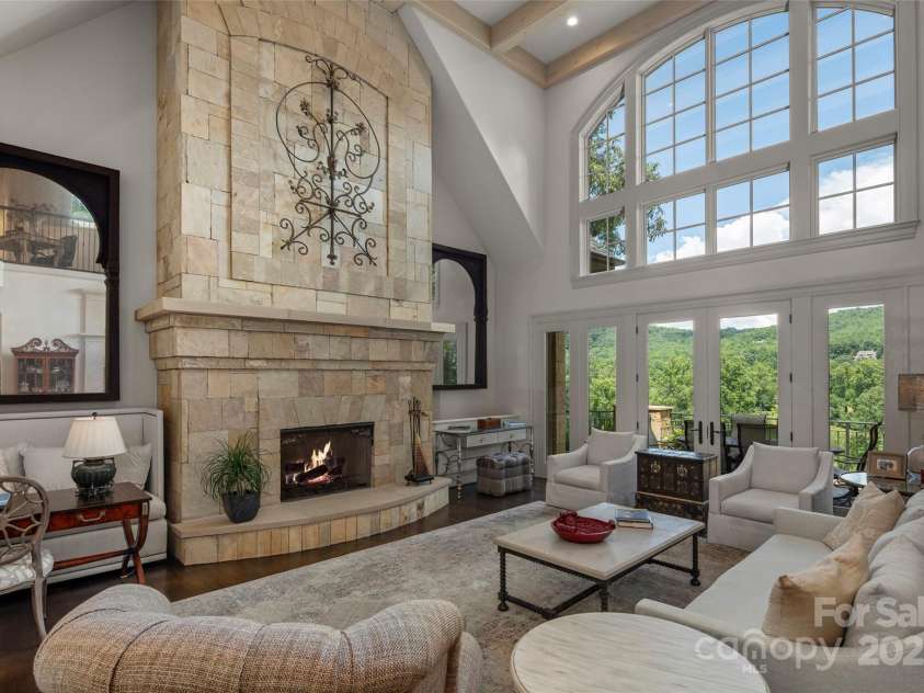 1829 Bella Vista Court, Arden, NC 28704.  MLS# CAR4287016, YatesRealty ID 30089. 