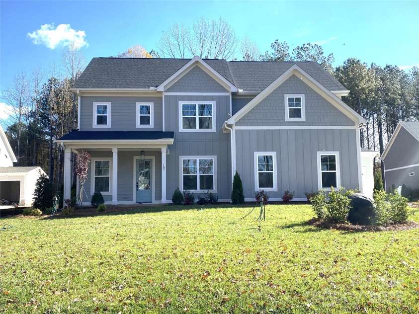 107 Blackbeard Lane, Mooresville, NC 28117.  MLS# CAR4299353, YatesRealty ID 3009. 