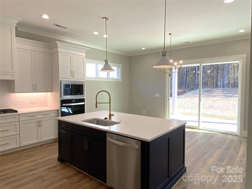 107 Blackbeard Lane, Mooresville, NC 28117.  MLS# CAR4299353, YatesRealty ID 3009. 