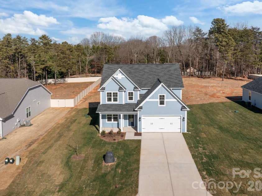 109 Brooke Forest Court, Mooresville, NC 28115.  MLS# CAR4338090, YatesRealty ID 3009. 