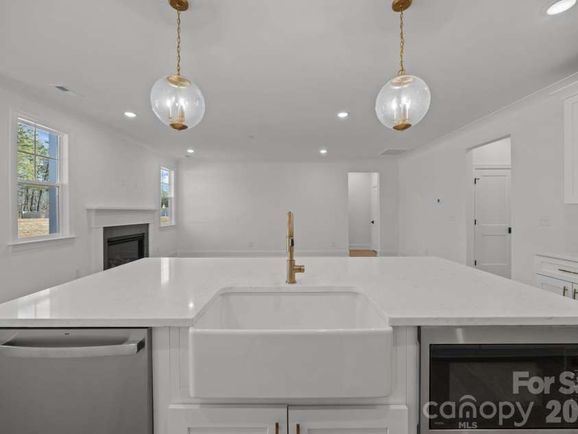 109 Brooke Forest Court, Mooresville, NC 28115.  MLS# CAR4338090, YatesRealty ID 3009. 