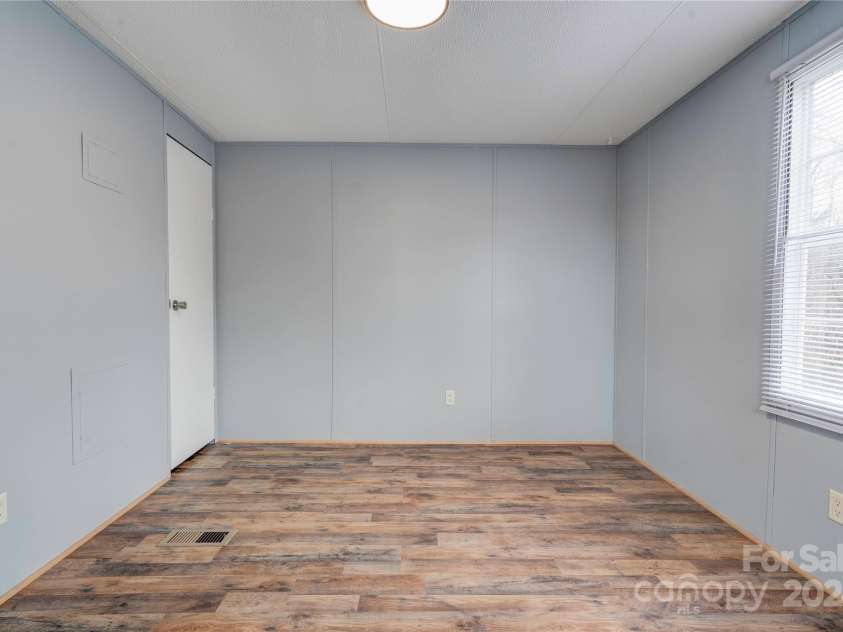 2124 Mcbrayer Springs Road, Shelby, NC 28150.  MLS# CAR4206990, YatesRealty ID 3009. Bedroom