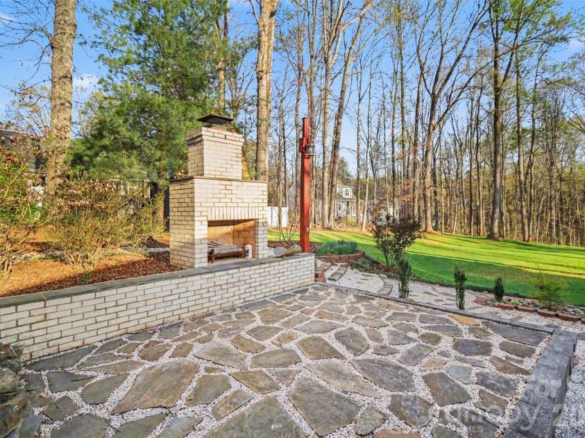 14921 August Lane, Charlotte, NC 28227.  MLS# CAR4360349, YatesRealty ID 30090. 
