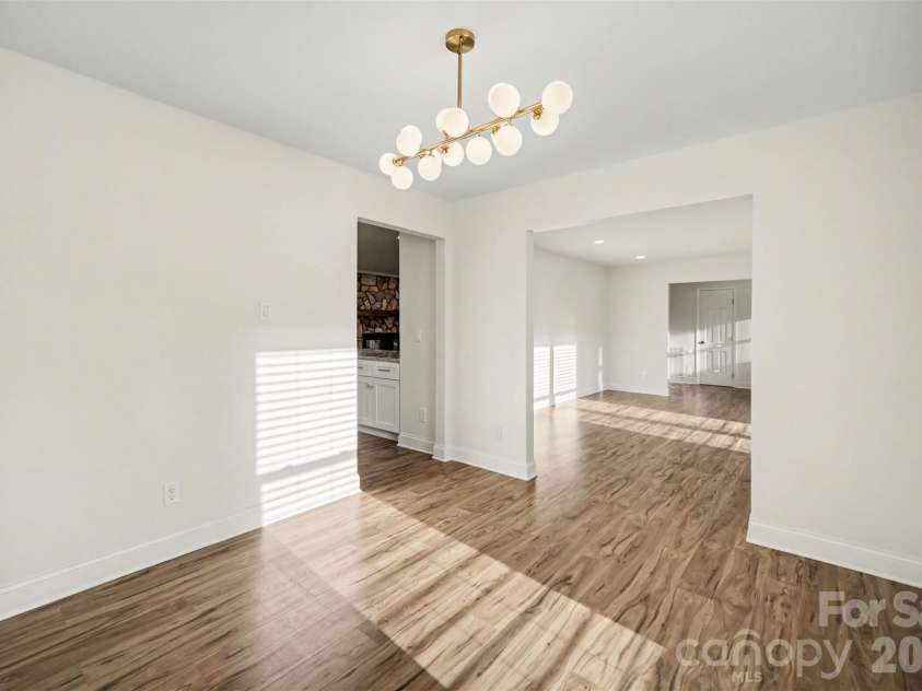 14921 August Lane, Charlotte, NC 28227.  MLS# CAR4360349, YatesRealty ID 30090. 