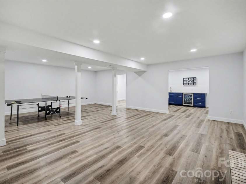 14921 August Lane, Charlotte, NC 28227.  MLS# CAR4360349, YatesRealty ID 30090. 