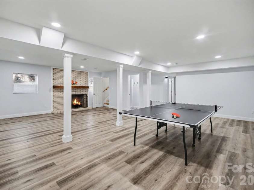 14921 August Lane, Charlotte, NC 28227.  MLS# CAR4360349, YatesRealty ID 30090. 