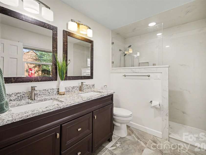 14921 August Lane, Charlotte, NC 28227.  MLS# CAR4360349, YatesRealty ID 30090. 