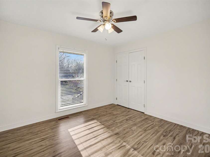 14921 August Lane, Charlotte, NC 28227.  MLS# CAR4360349, YatesRealty ID 30090. 