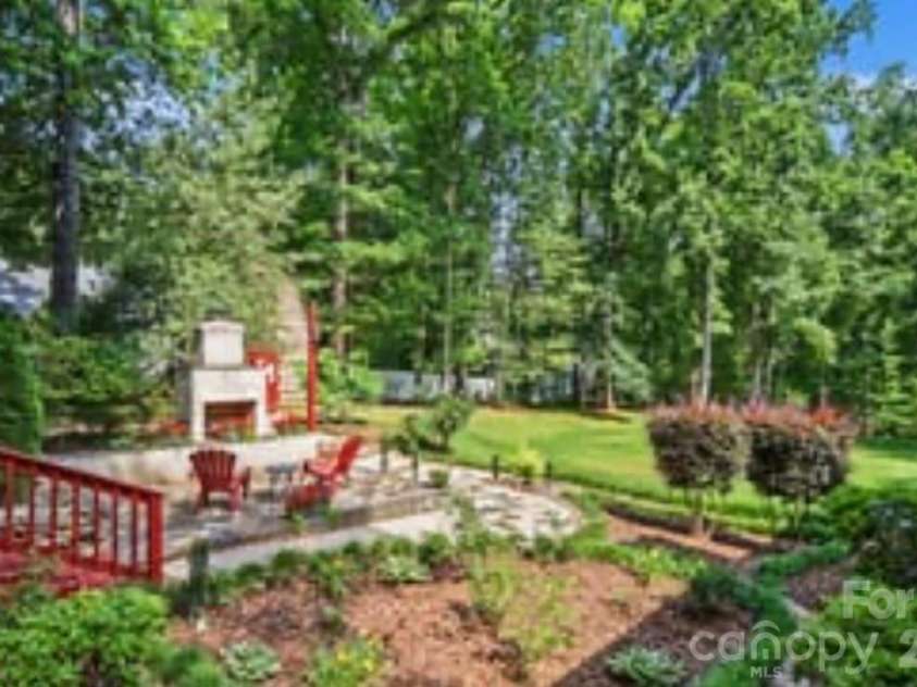 14921 August Lane, Charlotte, NC 28227.  MLS# CAR4360349, YatesRealty ID 30090. 