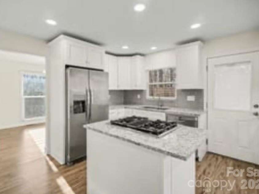 14921 August Lane, Charlotte, NC 28227.  MLS# CAR4360349, YatesRealty ID 30090. 