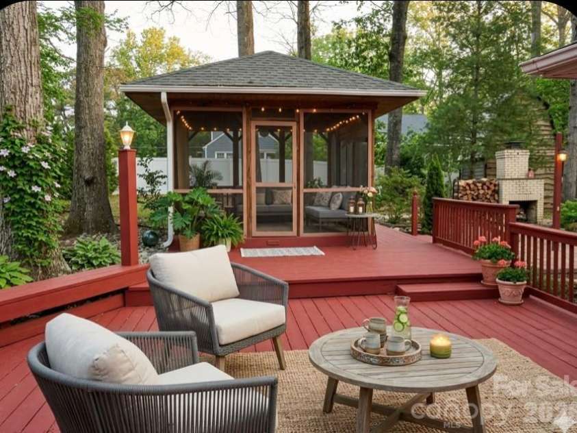 14921 August Lane, Charlotte, NC 28227.  MLS# CAR4360349, YatesRealty ID 30090. Staged