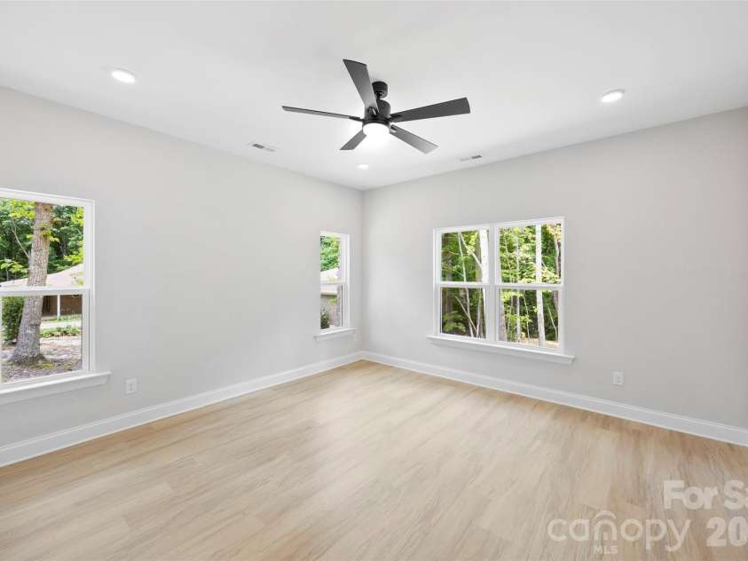 4523 Binwhe Lane, Gastonia, NC 28052.  MLS# CAR4392107, YatesRealty ID 30091. 