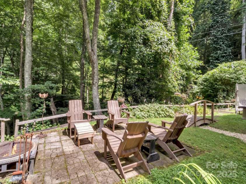 73 Hoot Owl Hollow, Sylva, NC 28779.  MLS# CAR4284664, YatesRealty ID 30091. 