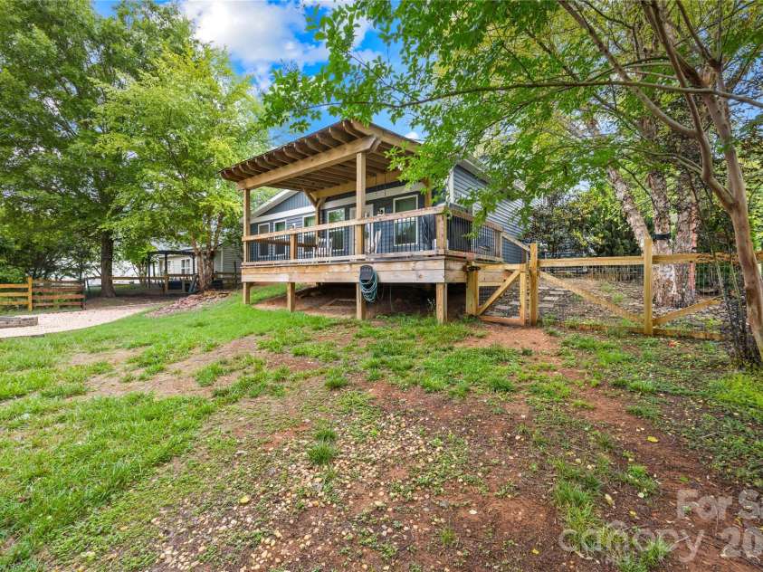 953 Rocky Meadows Lane, Concord, NC 28025.  MLS# CAR4384156, YatesRealty ID 30092. Fenced backyard