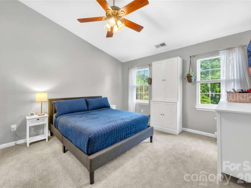 953 Rocky Meadows Lane, Concord, NC 28025.  MLS# CAR4384156, YatesRealty ID 30092. Primary bedroom with vaulted ceiling