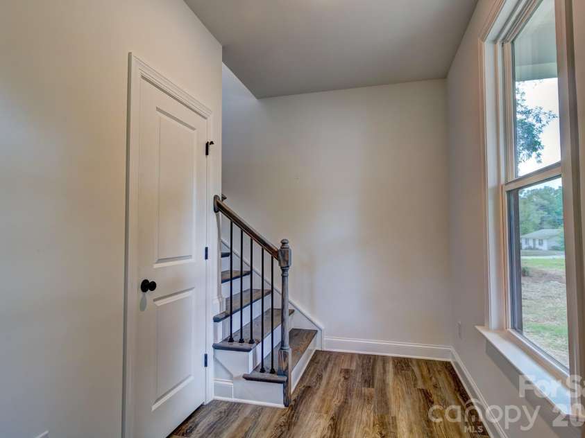 607 LeGrand Street, Shelby, NC 28150.  MLS# CAR4390566, YatesRealty ID 30094. 