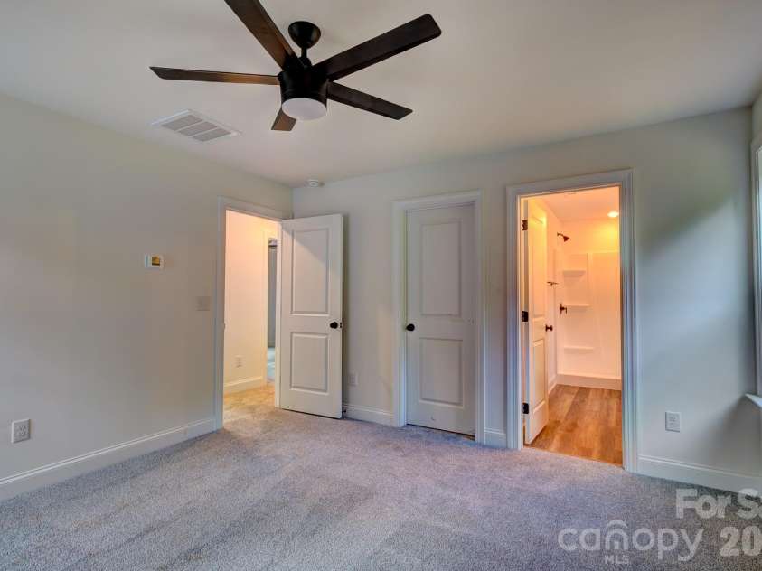 607 LeGrand Street, Shelby, NC 28150.  MLS# CAR4390566, YatesRealty ID 30094. 