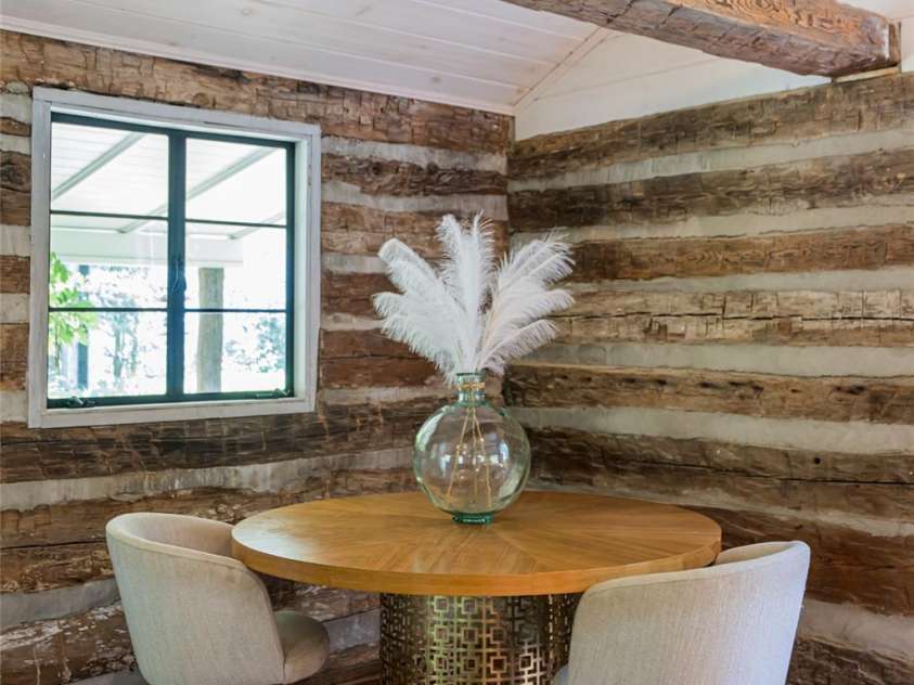 3 Lone Pine Road, Biltmore Forest, NC 28803.  MLS# CAR4286161, YatesRealty ID 30095. Cabin