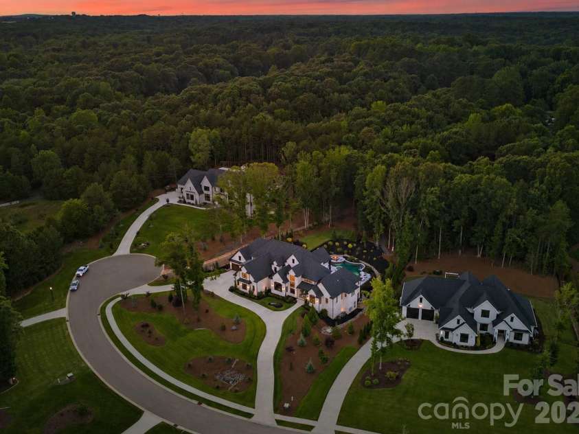 4064 Poplar Ridge Drive, Fort Mill, SC 29715.  MLS# CAR4385848, YatesRealty ID 30097. 