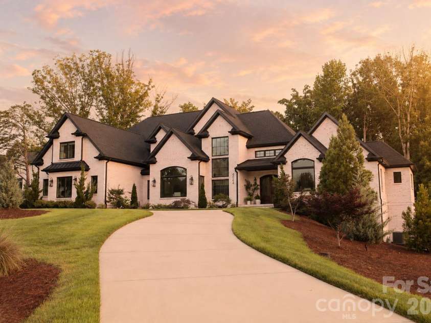 4064 Poplar Ridge Drive, Fort Mill, SC 29715.  MLS# CAR4385848, YatesRealty ID 30097. 
