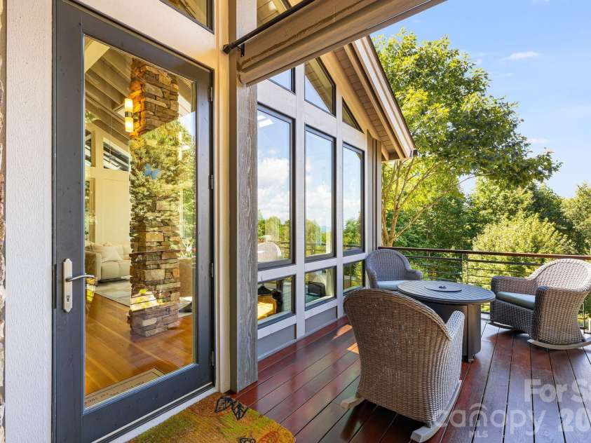 109 Cold Deck Way, Sylva, NC 28779.  MLS# CAR4378441, YatesRealty ID 30099. 