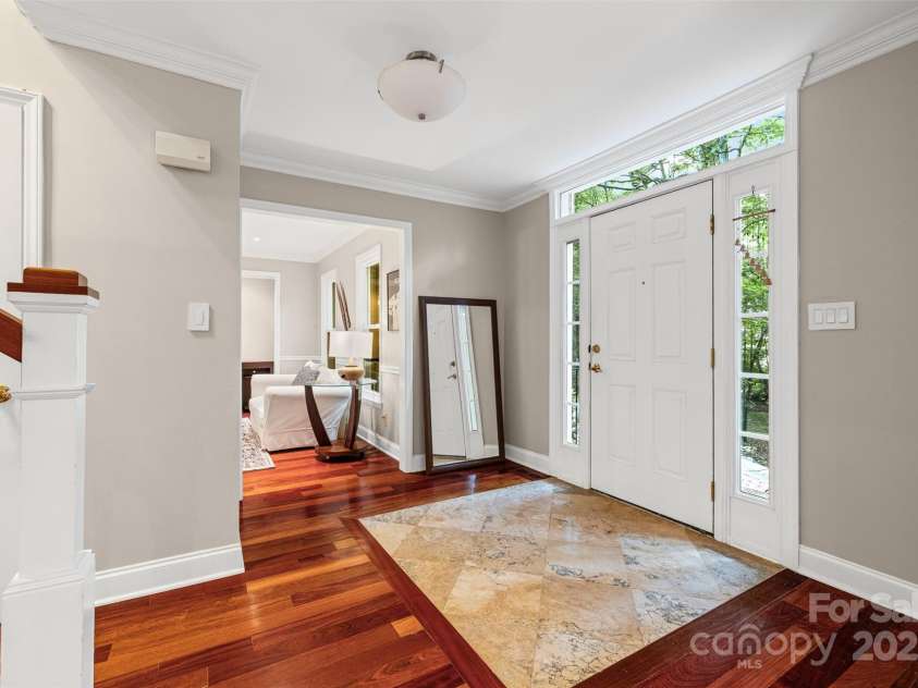 605 Giles Court, Matthews, NC 28105.  MLS# CAR4283220, YatesRealty ID 30099. 