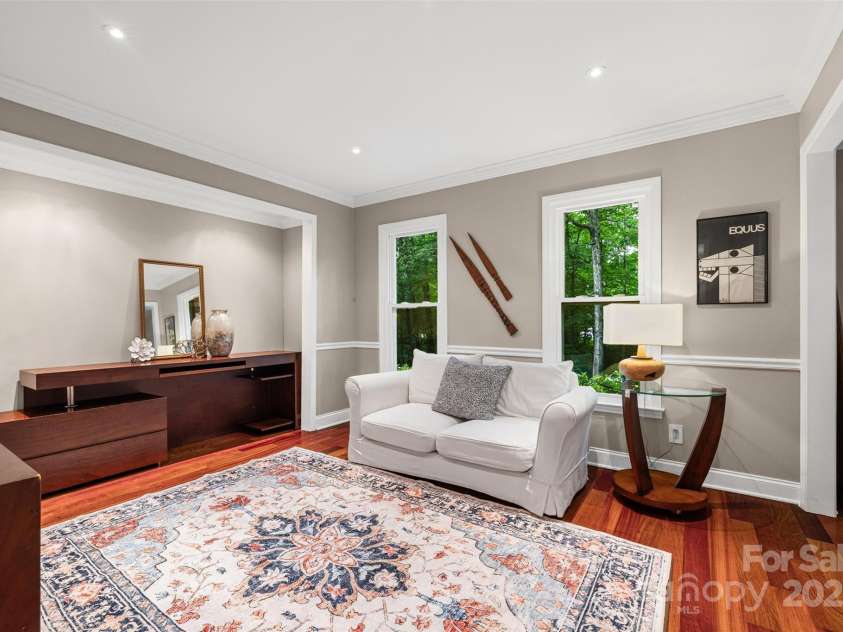 605 Giles Court, Matthews, NC 28105.  MLS# CAR4283220, YatesRealty ID 30099. 