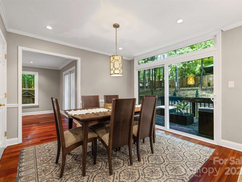 605 Giles Court, Matthews, NC 28105.  MLS# CAR4283220, YatesRealty ID 30099. 