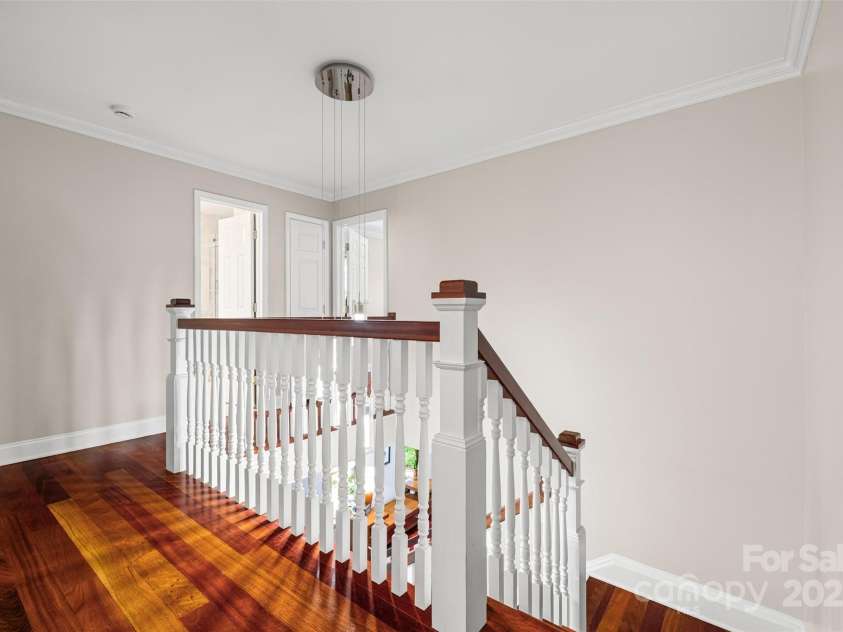 605 Giles Court, Matthews, NC 28105.  MLS# CAR4283220, YatesRealty ID 30099. 