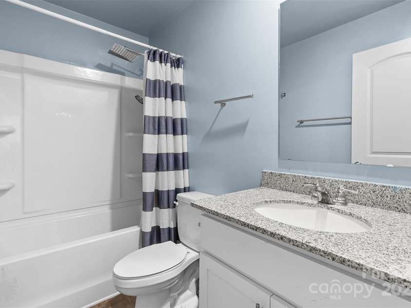 109 Vintage Woods Lane, Shelby, NC 28150.  MLS# CAR4204395, YatesRealty ID 301. 