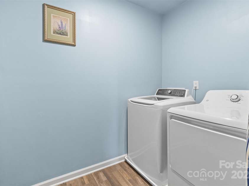 109 Vintage Woods Lane, Shelby, NC 28150.  MLS# CAR4204395, YatesRealty ID 301. 