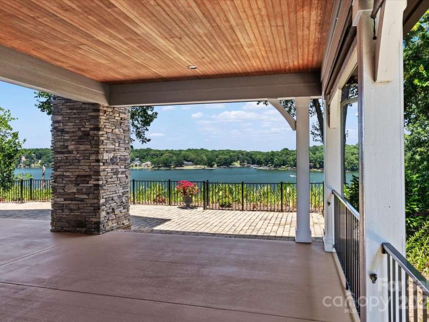 1122 Astoria Parkway, Catawba, NC 28609.  MLS# CAR4285552, YatesRealty ID 301. 