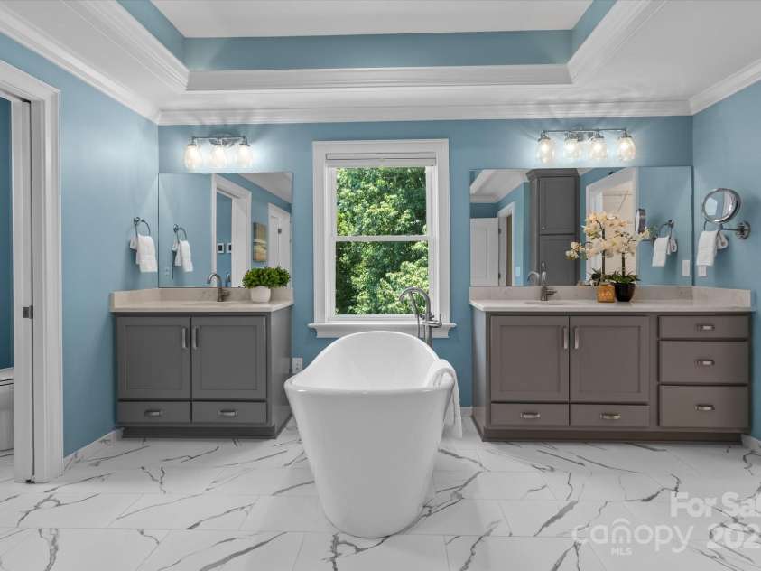 1122 Astoria Parkway, Catawba, NC 28609.  MLS# CAR4285552, YatesRealty ID 301. 