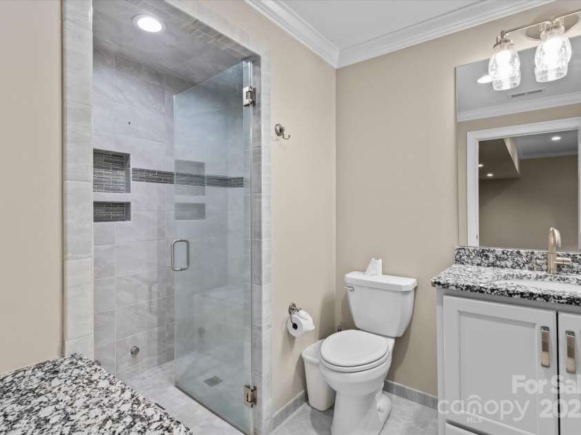 1122 Astoria Parkway, Catawba, NC 28609.  MLS# CAR4285552, YatesRealty ID 301. 