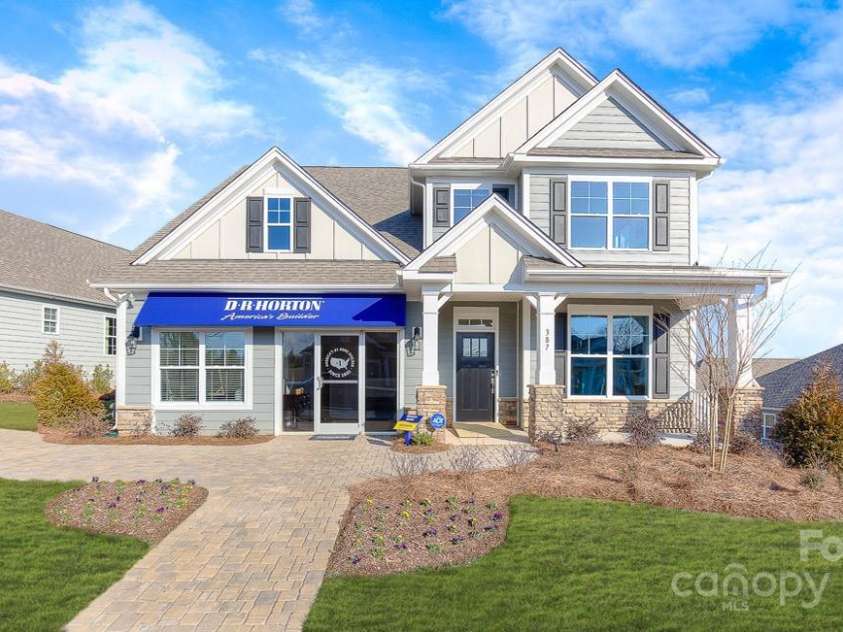 12 Fox Cove Road, Hendersonville, NC 28792.  MLS# CAR4225179, YatesRealty ID 3010. Photos are representative